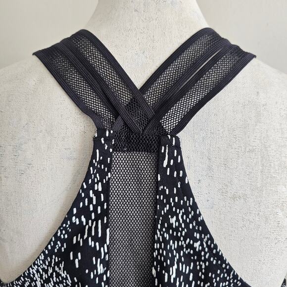 Fabletics Peyton Black Mesh Active Racerback Tank Top Size M - Picture 3 of 4